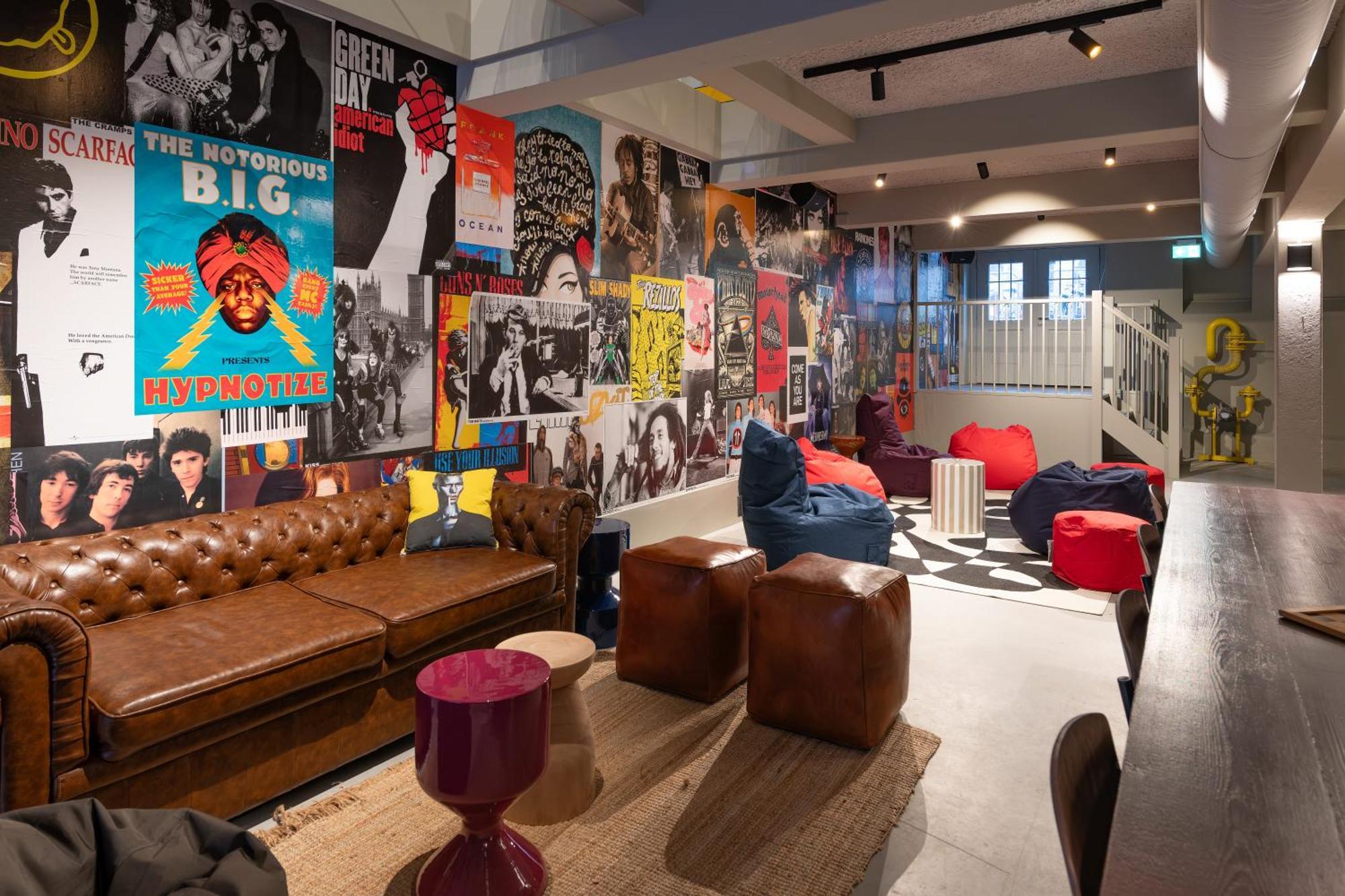 Stayokay Hostel Amsterdam Stadsdoelen - Refurbished November 2024 Eksteriør bilde