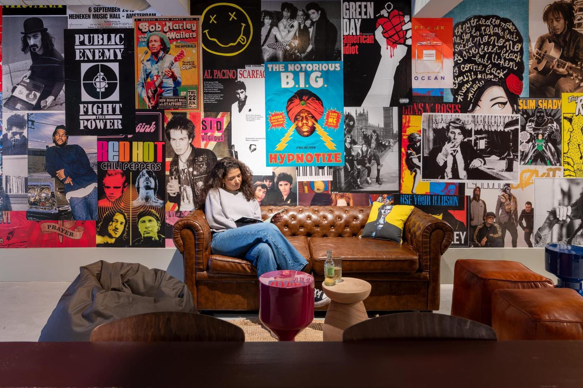 Stayokay Hostel Amsterdam Stadsdoelen - Refurbished November 2024 Eksteriør bilde