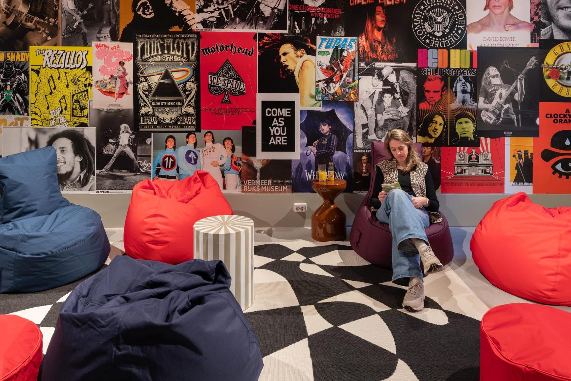 Stayokay Hostel Amsterdam Stadsdoelen - Refurbished November 2024 Eksteriør bilde